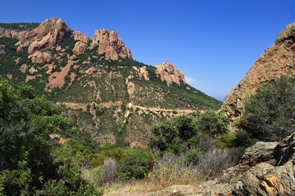 France, Var, Agay area next to Saint-Raphael, Massif de l'Esterel (Esterel Massif), the Pic of Cap Roux