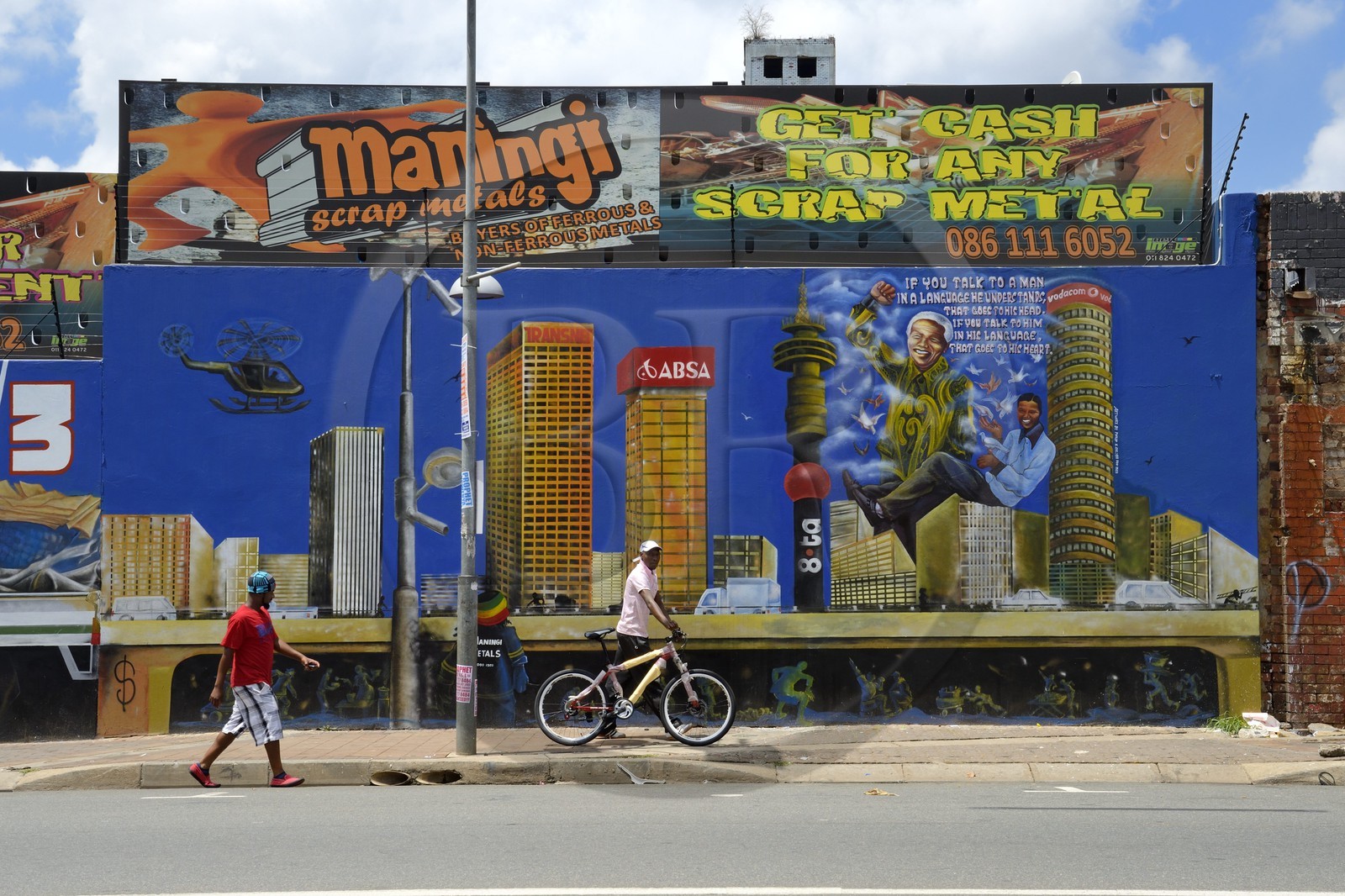 Afrique du Sud, province de Gauteng, Johannesburg, CBD (Central Business District), quartier de Maboneng, peintures murales sur Main street