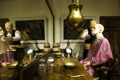 Turquie, Anatolie centrale, Ankara, le musée ethnographique, salon du barbier du 19è siècle