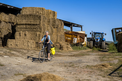 France, Loire-Atlantique (44), La Plaine-sur-Mer, découverte d'une cour de ferme le long de la Vélodyssée