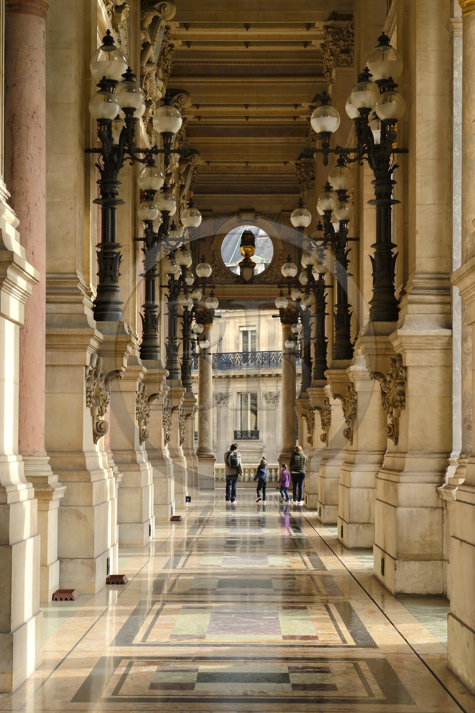 France, Paris (75), Opéra Garnier, la terrasse de la facade sud