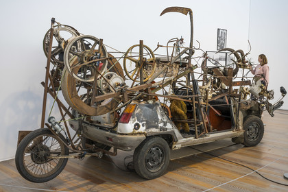 Suisse, Bâle, musée Tinguely, Safari de la Mort Moscovite (1989) de Jean Tinguely