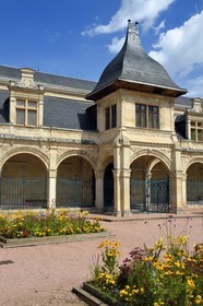 France, Allier (03), ancienne province du Bourbonnais, Moulins, musée départemental et municipal Anne-de-Beaujeu dans l'ancien Pavillon Anne de Beaujeu