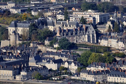 France, Loir-et-Cher (41), Vallée de la Loire classée Patrimoine Mondial de l' UNESCO, Blois et son château (vue aérienne)