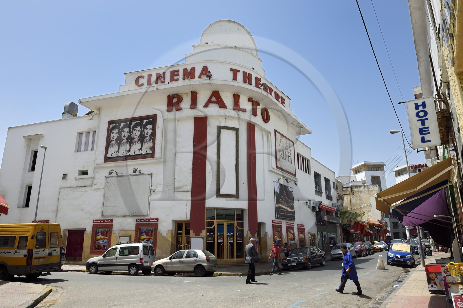 Maroc, Casablanca, le Cinema Rialto rue Mohamed-El-Qorri construit en 1929 par l'architecte Pierre Jabin