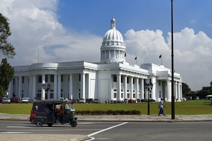 Sri Lanka, province de l'ouest, district de Colombo, Colombo, l'ancien hotel de ville La Maison Blanche dans le parc Viharamahadevi