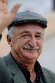 Turquie, Anatolie Centrale, province de Nevsehir, Cappadoce classée Patrimoine Mondial de l'UNESCO, village d' Ibrahimpacha, retraité de retour au pays d'Allemagne