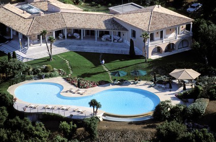 France, Var, Saint Tropez, luxurious villas in Ramatuelle, John Reid's house (aerial view)