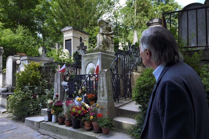 France, Paris (75), cimetière du Père-Lachaise, la tombe de Frédéric Chopin et sa pleureuse