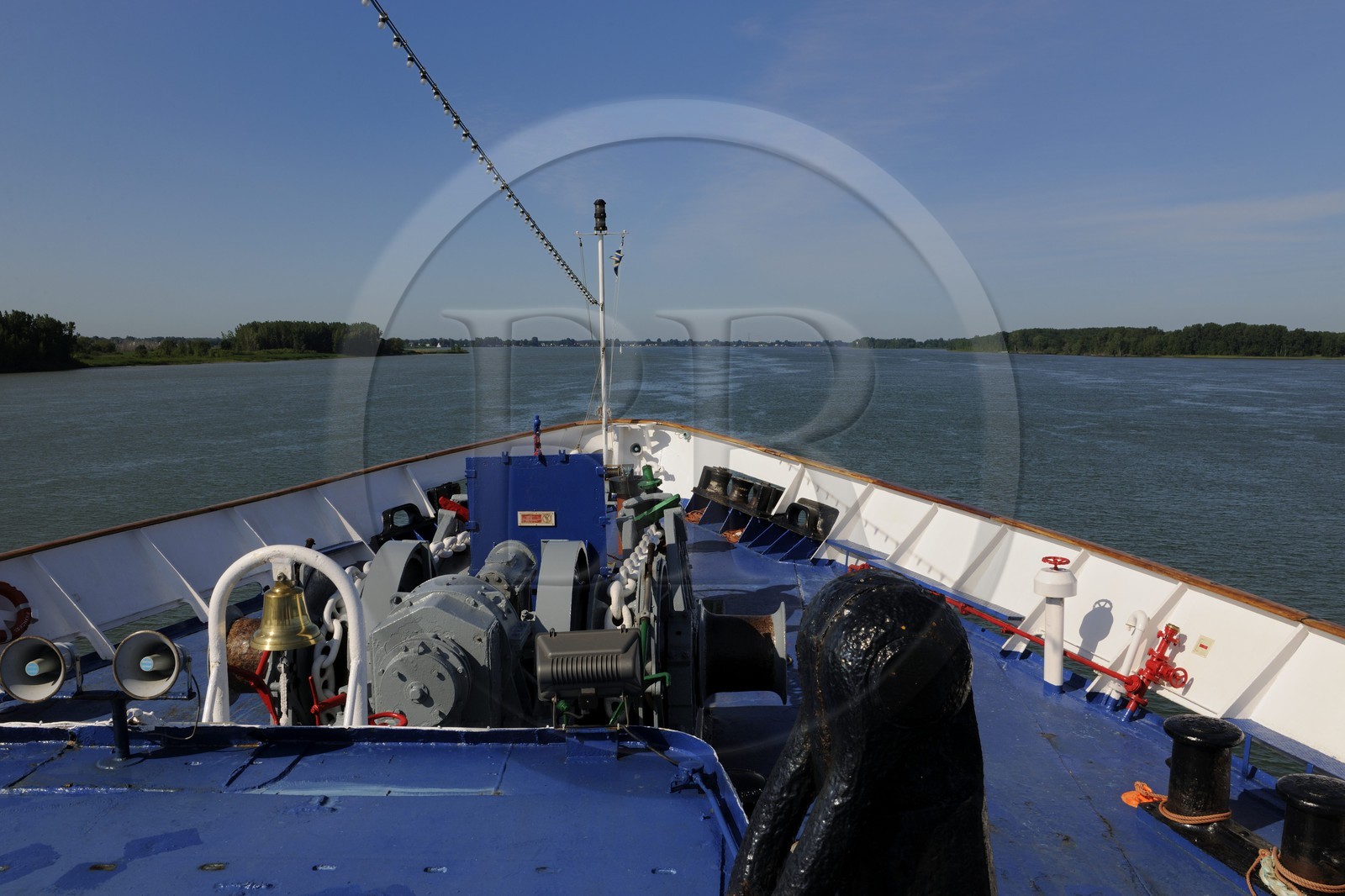 Canada, province de Québec, le fleuve Saint-Laurent à Trois-Rivières depuis le pont supérieur du bateau de croisière Princess Danaé