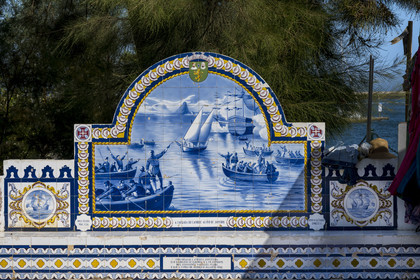 Portugal, Algarve, district of Faro, Olhao, azulejos representing the arrival of the cahique in Rio de Janeiro (a chegada do cahique ao Rio de Janeiro)