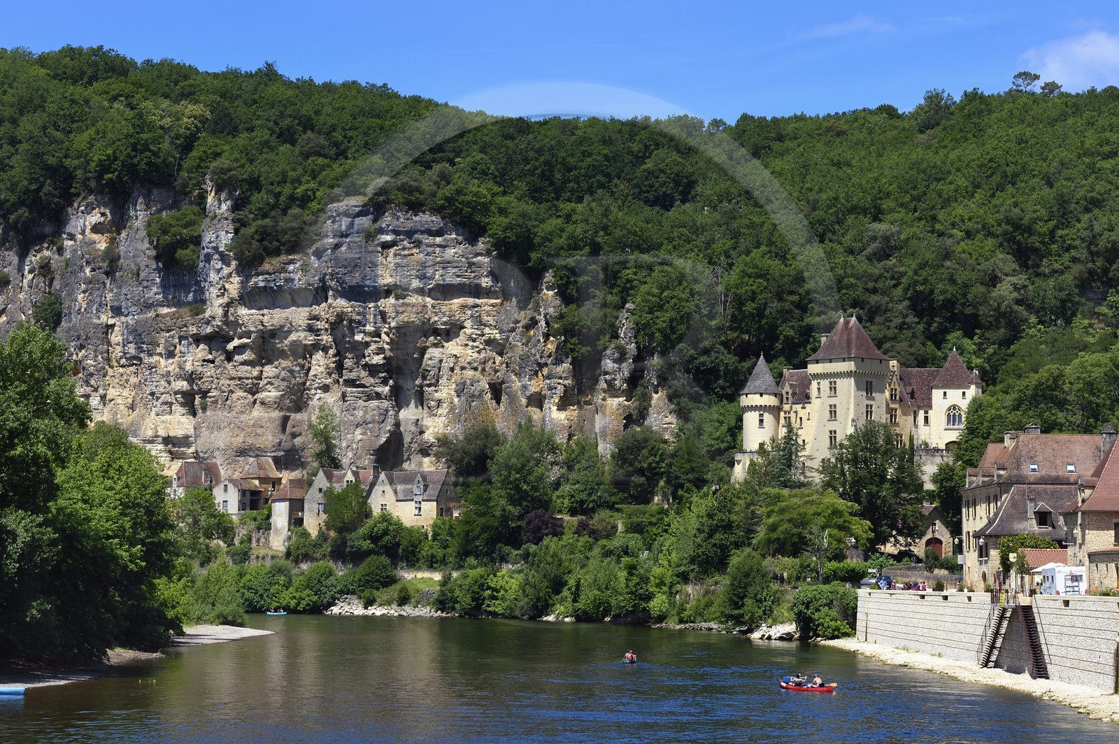 France, Dordogne (24), Périgord Noir, vallée de la Dordogne, La Roque-Gageac et Vézac, labellisé Les Plus Beaux Villages de France, le chateau de la Malartrie
