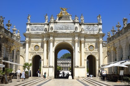France, Meurthe-et-Moselle, Nancy, Place Stanislas (former Place Royale) built by Stanislas Leszczynski in the 18th century, listed as World Heritage by UNESCO, Triumph Arch (Here Gate)