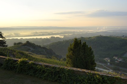 France, Loire (42), Parc Naturel Régional du Pilat, la vallée du Rhône depuis les hauteurs du village de Malleval