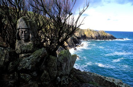 France, Ille et Vilaine, Rotheneuf, the sculpted Rocks from the father Foure between 1870 and 1900)