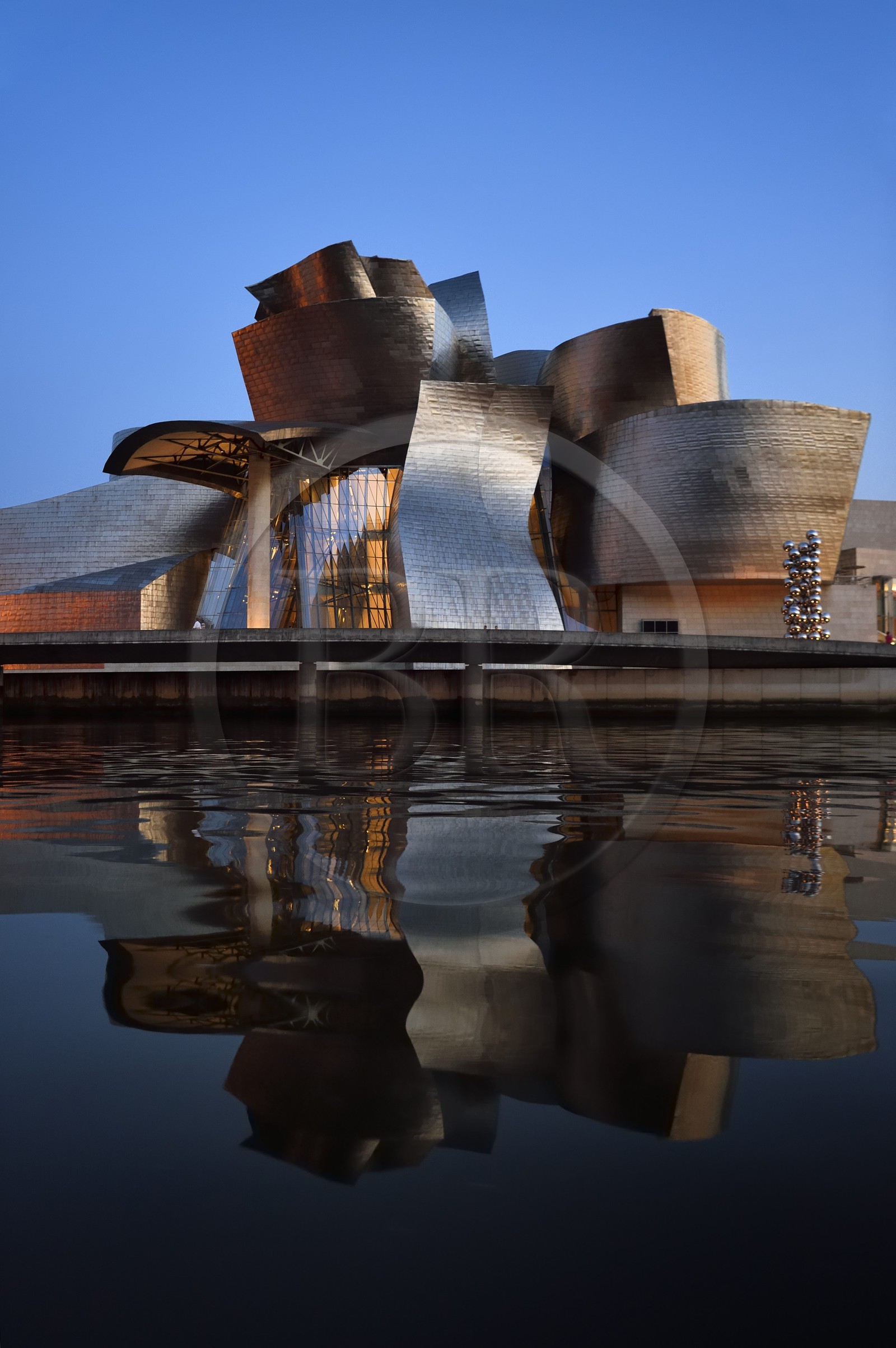 Espagne, Pays basque espagnol, Biscaye, Bilbao, le musée Guggenheim de l'architecte Frank Gehry