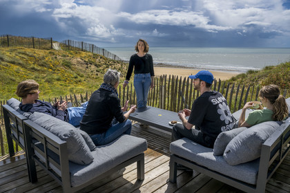 France, Vendée (85), Longeville-sur-Mer, Bérengère Doux co-fondatrice de Moments Café à la plage du Bouil