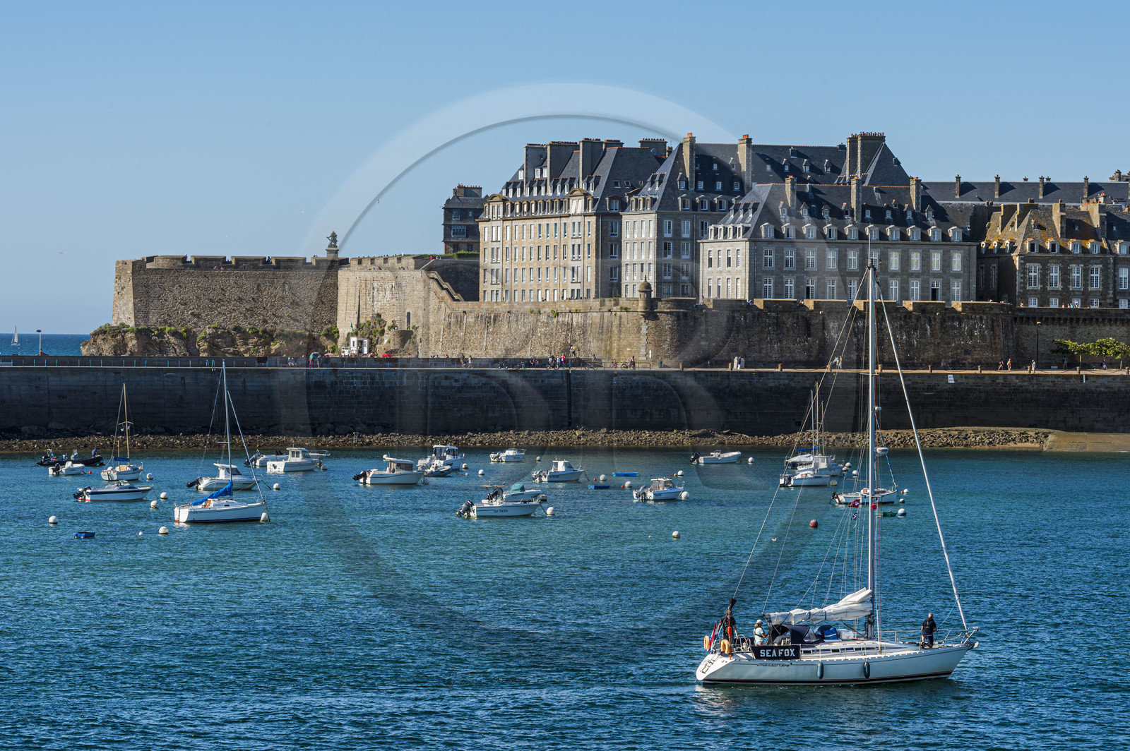 France, Ille-et-Vilaine (35), Côte d'Emeraude, Saint-Malo, la ville close à l'entrée du port