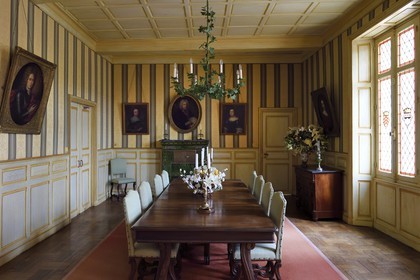 France, Dordogne (24), Périgord Noir, vallée de la Dordogne, Vézac, les jardins du chateau de Marqueyssac du XVIIIe siècle, l'interieur du chateau