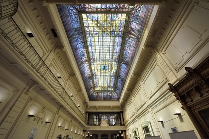 France, Meurthe et Moselle (54), Nancy, verrière monumentale Art Nouveau de 250m2 de la banque Crédit Lyonnais aujourd'hui LCL par Jacques Gruber Ecole de Nancy