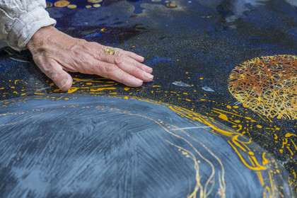 France, Hauts-de-Seine, Colombes, work of the french artist and lacquerer Isabelle Emmerique in her studio