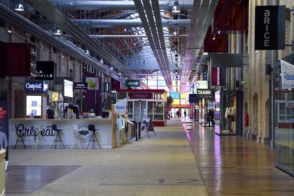 France, Seine Maritime, Le Havre, shopping center Les Docks Vauban between the Vauban basin and the Vatine basin, former docks rehabilitated and transformed by the architects Reichen and Robert