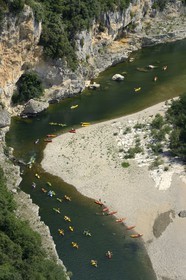 France, Ardèche (07), gorges de l'Ardèche, longue de 30 km, de Vallon Pont d'Arc à Saint Martin d'Ardèche