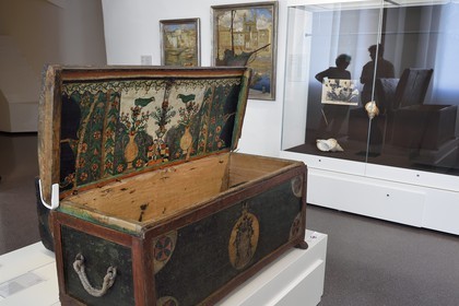 France, Haute Corse, Bastia, the Citadel district of Terra Nova, the palace of the Genoese governors that hosts the Musee d'Histoire de Bastia (Museum of Bastia History), 18th century sea-chest from the Cap Corse