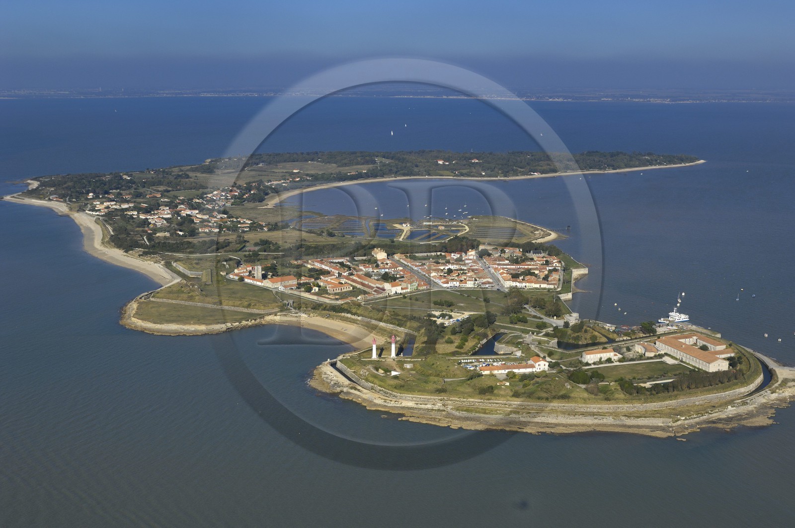 France, Charente-Maritime (17), Ile d'Aix (vue aérienne)