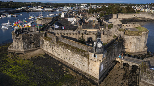 France, Finistère (29), la Cornouaille, Concarneau, la ville close (vue aérienne)
