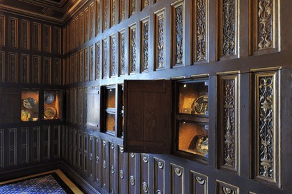France, Loir-et-Cher (41), vallée de la Loire classée au Patrimoine Mondial de l'UNESCO, château de Blois, détail du cabinet de la Reine