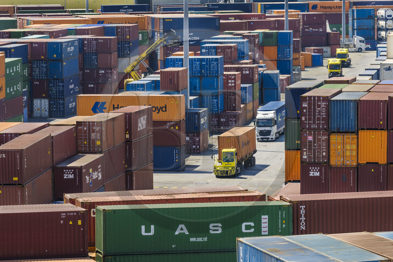 Italie, Ligurie, Gênes, le terminal conteneur du port de commerce