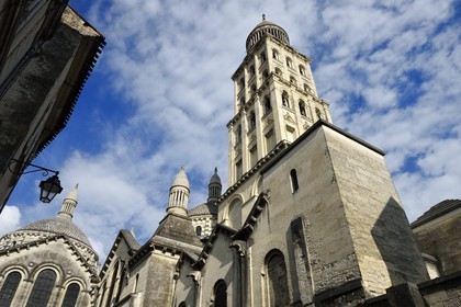 France, Dordogne, White Perigord, Perigueux, Saint Front Cathedral, stop on Route of Santiago de Compostela listed as World Heritage by UNESCO