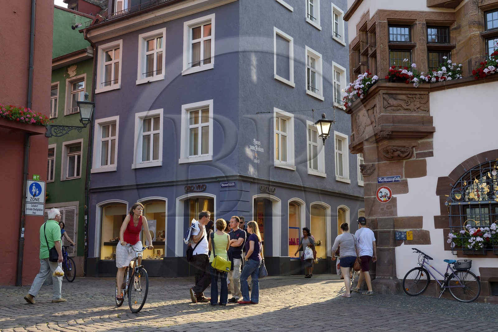 Allemagne, Bade-Wurtemberg, Fribourg en Brisgau, angle de l'hotel de ville sur Rathausplatz