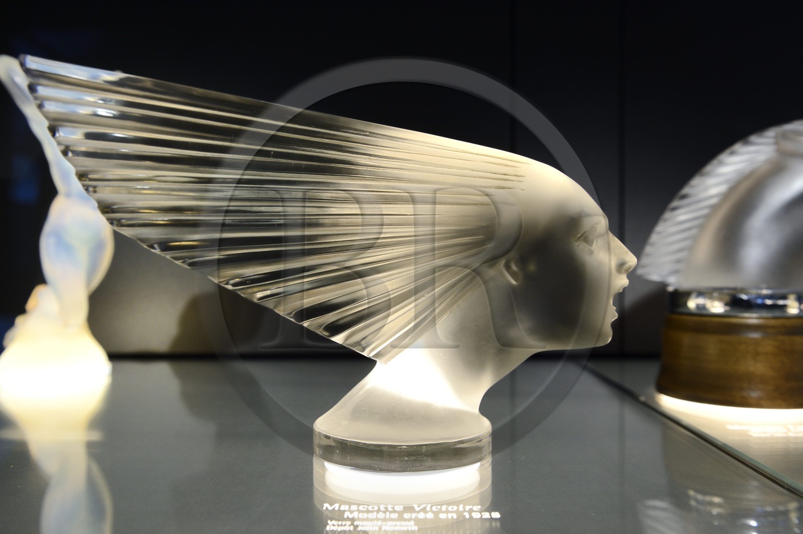France, Bas-Rhin (67), Wingen-sur-Moder, le musée Lalique, mascotte Victoire (bouchon de radiateur de voiture), créé en 1928