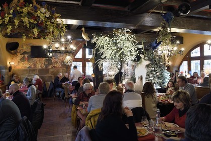 France, Bas Rhin, Obernai, restaurant winstub brasserie La Halle aux Blés
