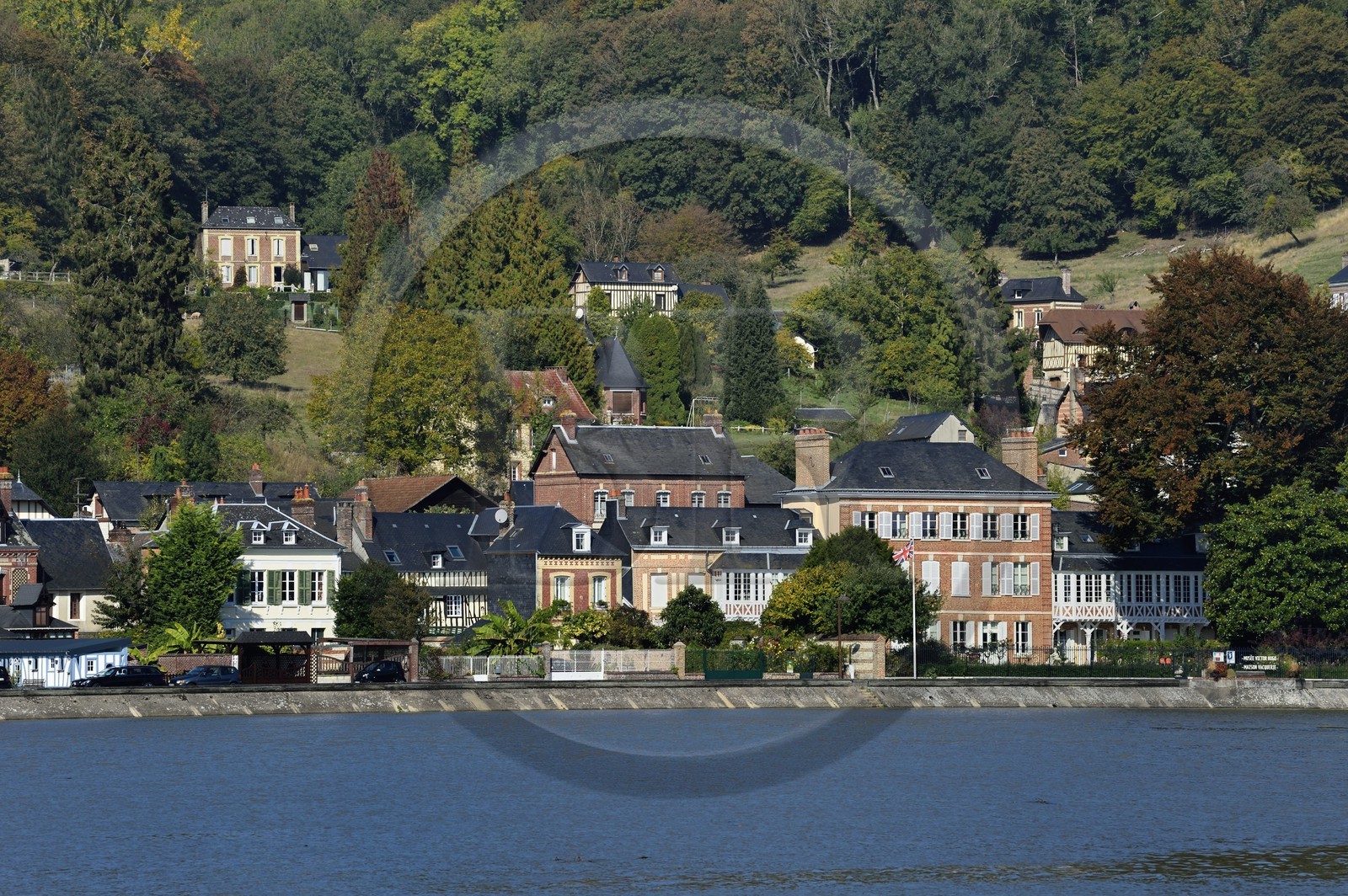 France, Seine-Maritime (76), Pays de Caux, Parc naturel régional des Boucles de la Seine normande, Villequier en bordure de Seine, le Musée Victor Hugo, maison de la famille Vacquerie où Victor Hugo séjourna à plusieurs reprises devenu aujourd'hui le musée Victor Hugo