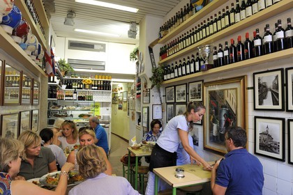 Italie, Lombardie, Milan, restaurant Alla Vecchia Latteria‎.Via dell'Unione