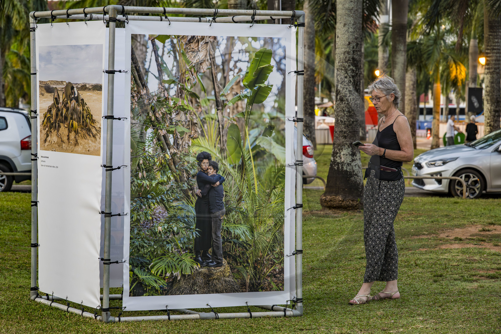 France, Guyane, Cayenne, place des Palmistes, exposition Reprendre Racines de la Fondation Dapper, photos de l'artiste et photographe portugaise Monica de Miranda