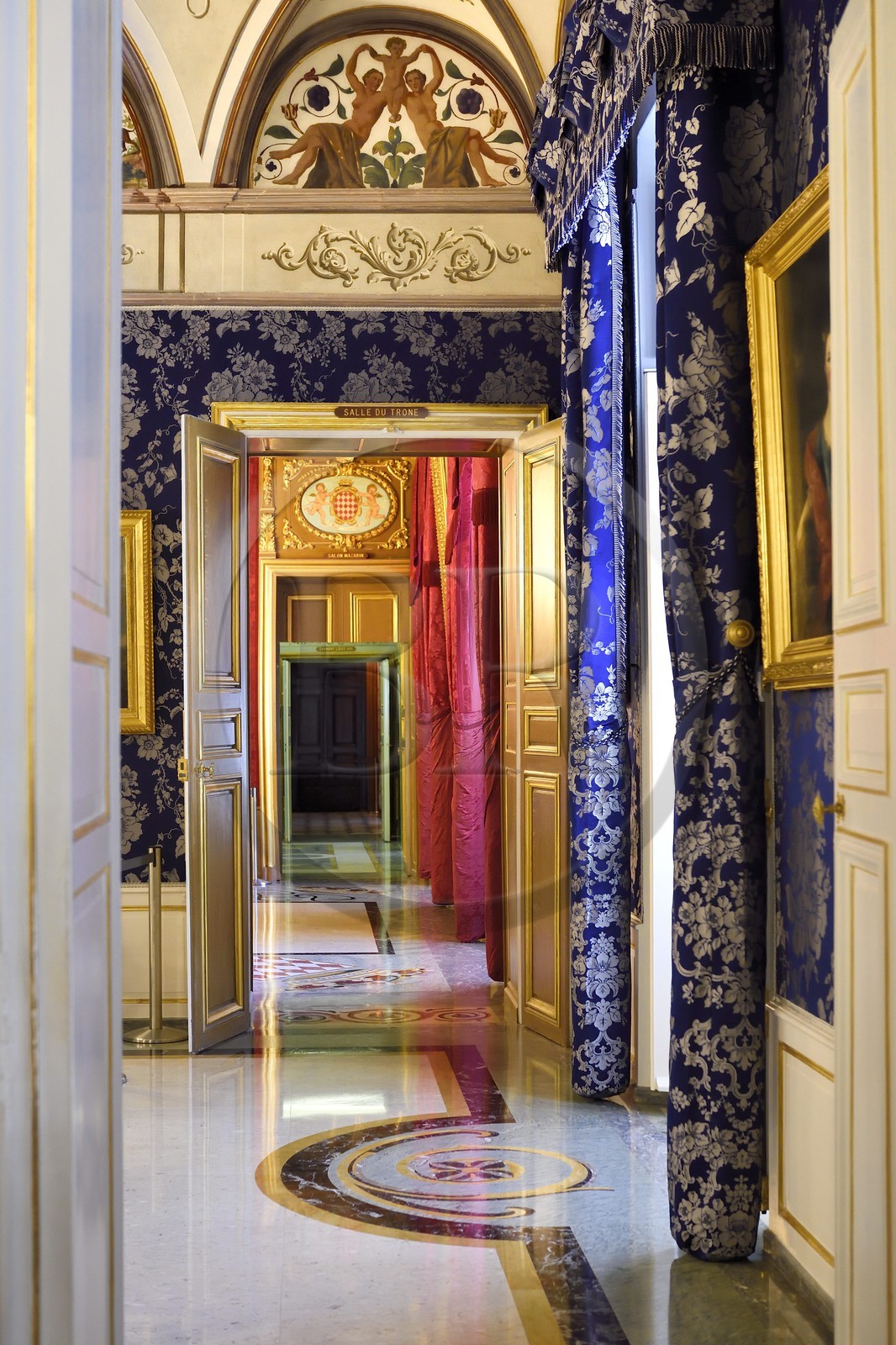 Principauté de Monaco, Monaco, le Rocher, le palais princier, couloir