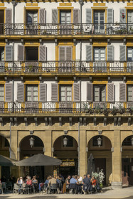 Espagne, province du Guipuscoa (Gipuzkoa), Saint-Sébastien (Donostia),  la place de la Constitution au coeur de la vieille ville