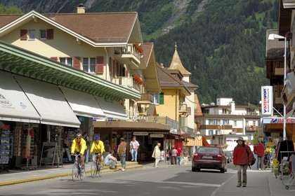 Suisse, Canton de Berne, Oberland Bernois, Grindelwald, la rue principale