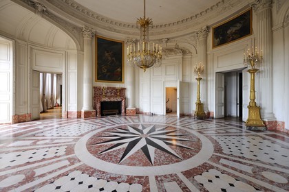 France, Yvelines (78), château de Versailles, classé Patrimoine Mondial de l'UNESCO, le Grand Trianon, le salon rond