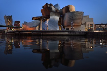 Espagne, Pays basque espagnol, Biscaye, Bilbao, le musée Guggenheim de l'architecte Frank Gehry
