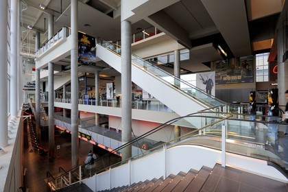 France, Paris (75), le cinéma multiplexe MK2 Bibliothèque face à la B.N.F.