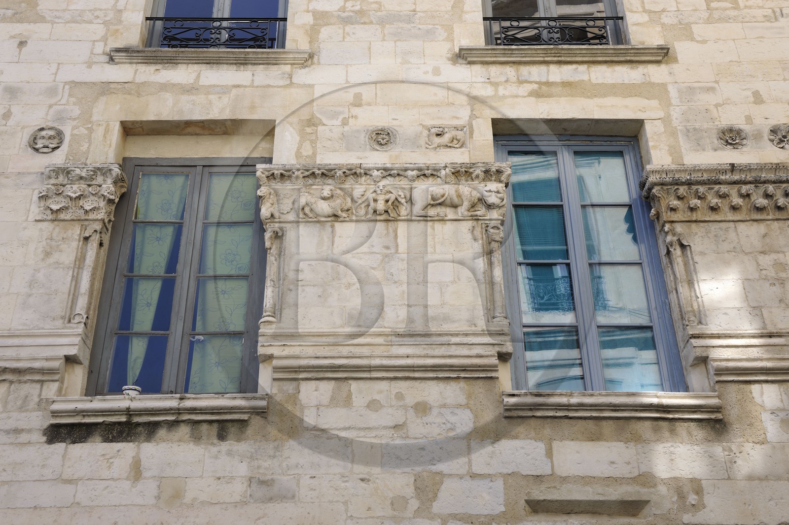 France, Gard (30), Nimes, maison romane du 12éme siècle rue de la Madeleine
