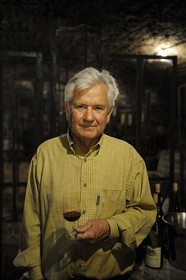 France, Côte d'Or (21), Chorey-les-Beaune, le viticulteur et propriétaire du château Benoît Germain