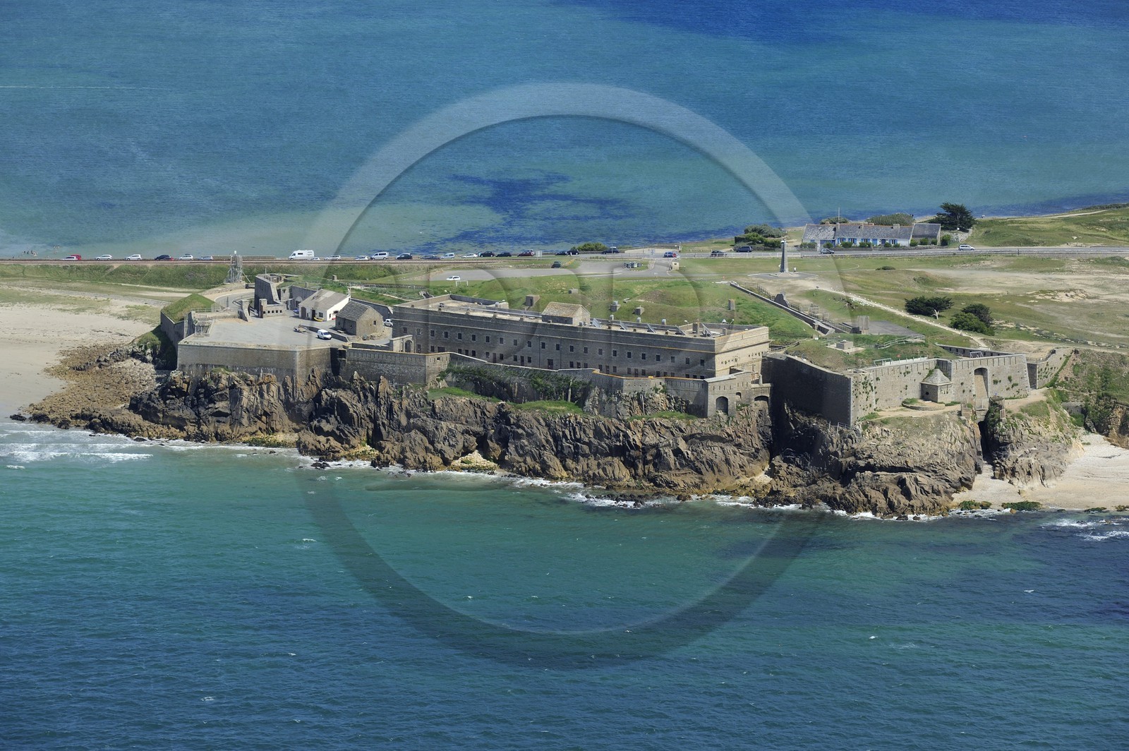 France, Morbihan (56), presqu'ile de Quiberon, Quiberon, fort de Penthièvre (vue aérienne)