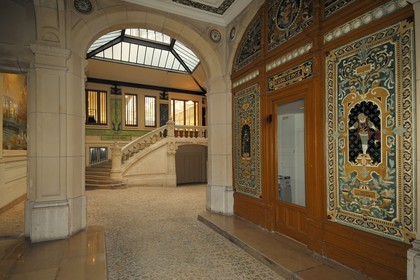 France, Paris (75), immeuble Art deco de l'ancien magasin et siege des Faienceries de Choisy-le-Roi au 18 rue du Paradis