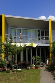 France, Haut-Rhin (68), Mulhouse, la Cité Manifeste de la Somco (Société mulhousienne des Cités ouvrières), habitation dessiné par Jean Nouvel